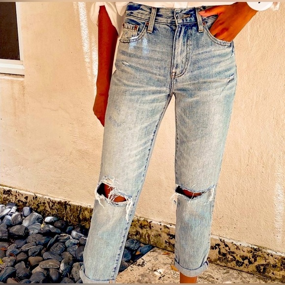 Pistola Presley '90s Roller Med Wash High-Rise Distressed Jeans. - Picture 2 of 15
